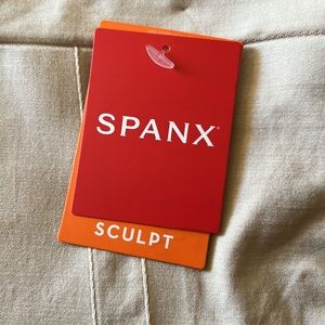 NEW Spanx Sculpt High Waisted Shorts large L Mid Thigh Leg Short Slimming